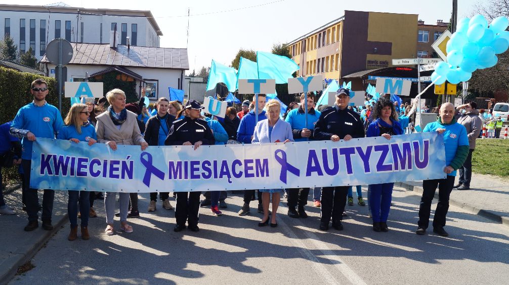 VI Niebieski Marsz dla Autyzmu (ZDJĘCIA) 